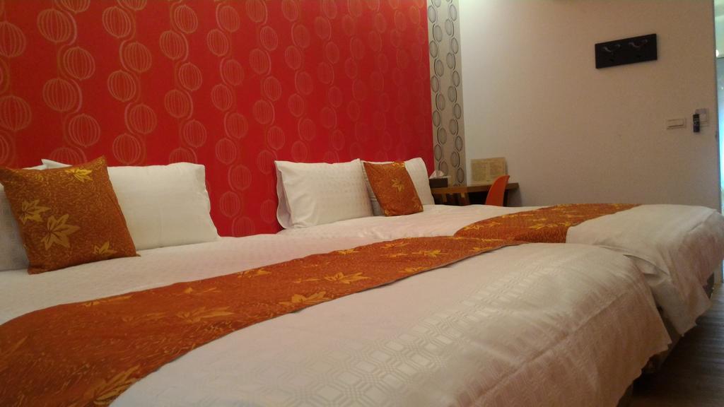 Eight View Hotel Luodong Buitenkant foto